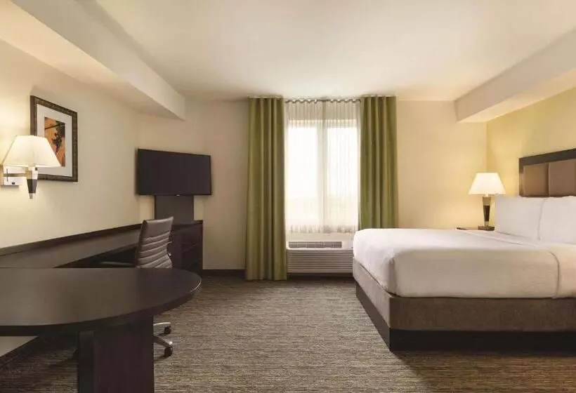 Hotelli Park Inn By Radisson, Calgary Airport North, Ab