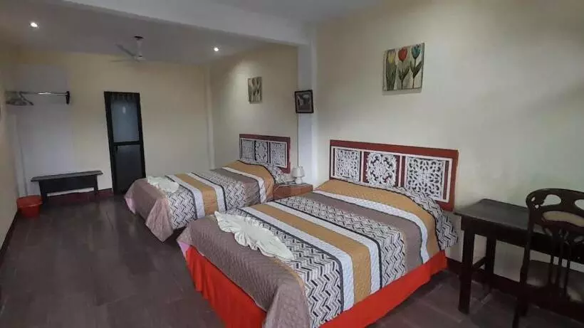 هتل Porto Bello