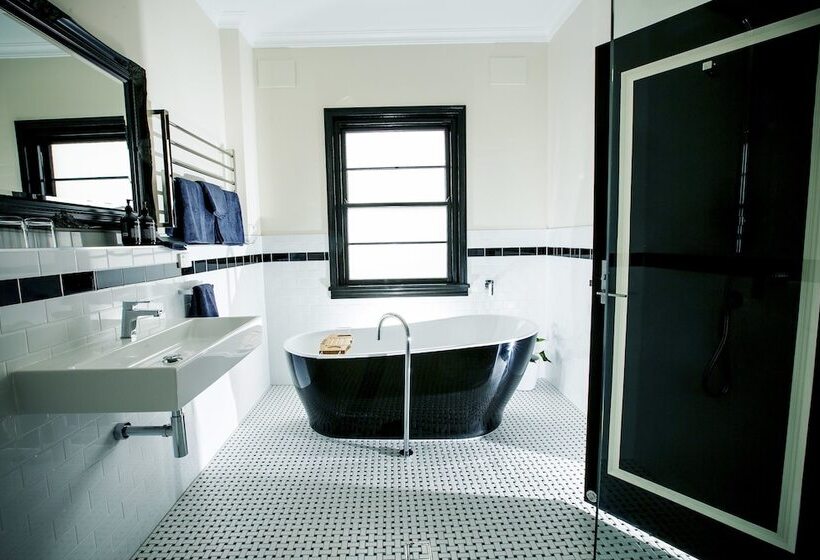 ホテル The Commercial Boutique