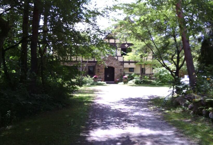 פנסיון Anise Garden