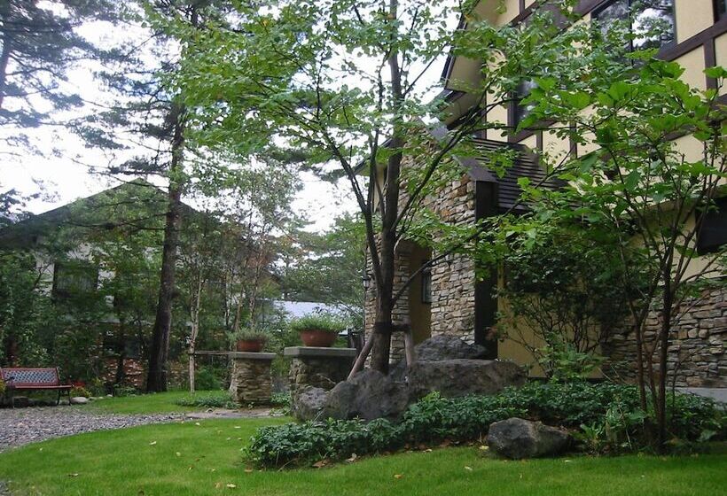 פנסיון Anise Garden