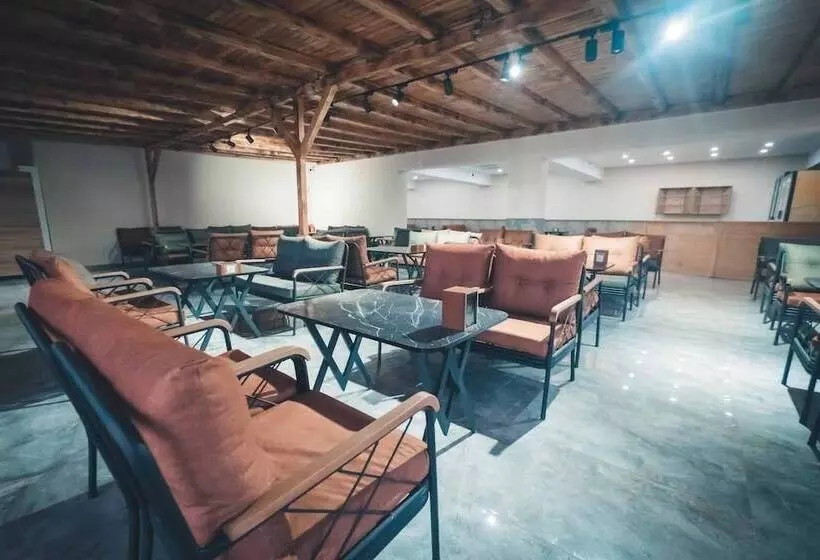 Hotelli Beni Luxury Resort Kotyora