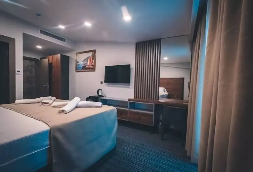 Hotelli Beni Luxury Resort Kotyora