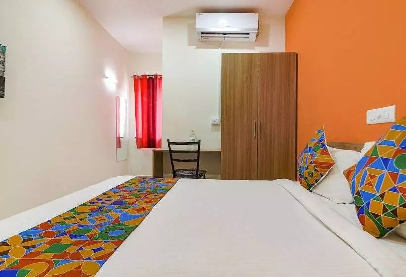 Fabhotel Starhood