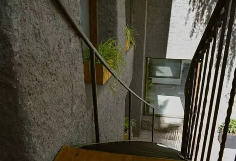 ホテル La Misión Guest House