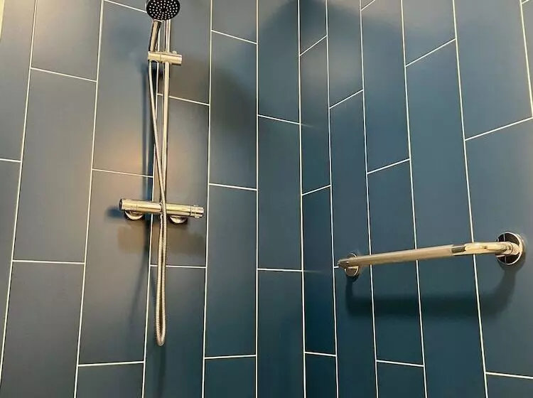 Hotelli La Tour Aux Crabes