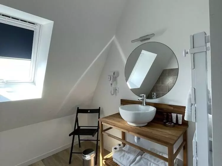 Hotelli La Tour Aux Crabes