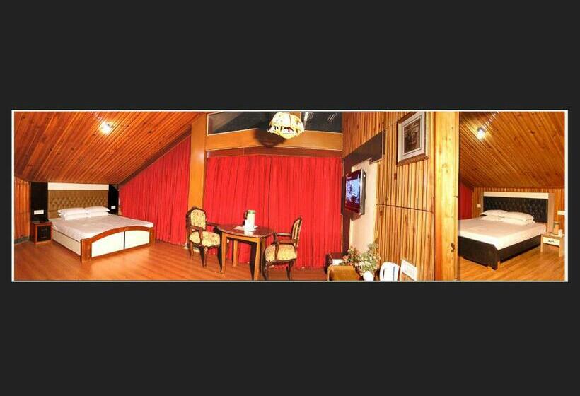 בית מלון כפרי Out Town