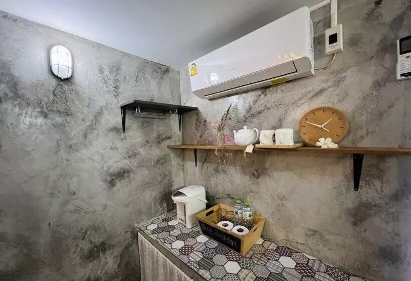 Majatalo Baan Bua Talay