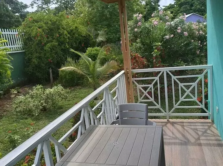 Aamiaismajoitus (B&B) Blue Lizard House