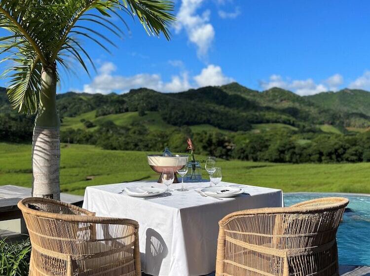 בית מלון כפרי Ferney Nature Lodge