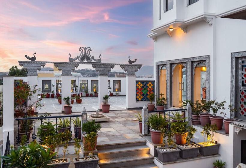 בית מלון כפרי Maan Vilas By Stone Wood Udaipur