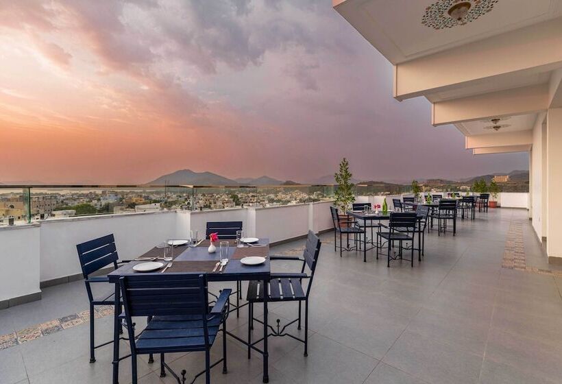 בית מלון כפרי Maan Vilas By Stone Wood Udaipur