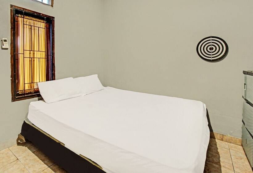 בית מלון כפרי Spot On 91981 Diwi Homestay