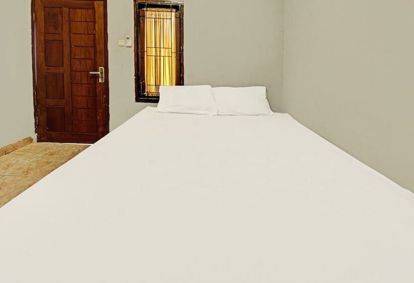 בית מלון כפרי Spot On 91981 Diwi Homestay