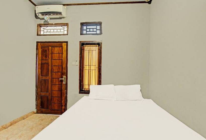 בית מלון כפרי Spot On 91981 Diwi Homestay