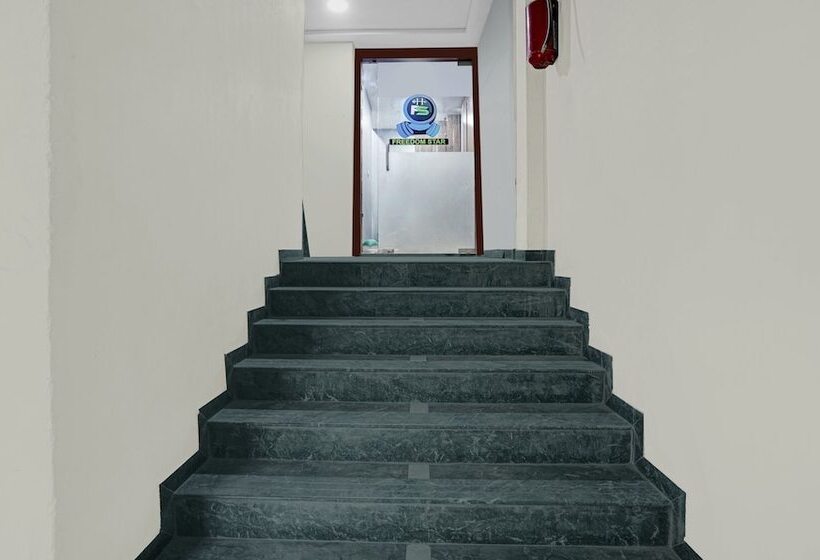 Hotel Super Collection O Ville Parle