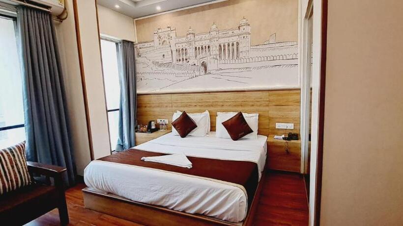 Hotel Super Collection O Ville Parle