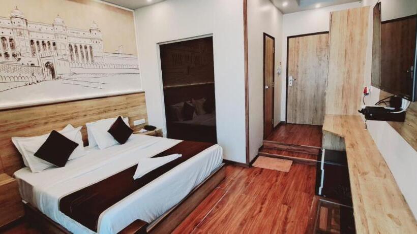 Hotel Super Collection O Ville Parle