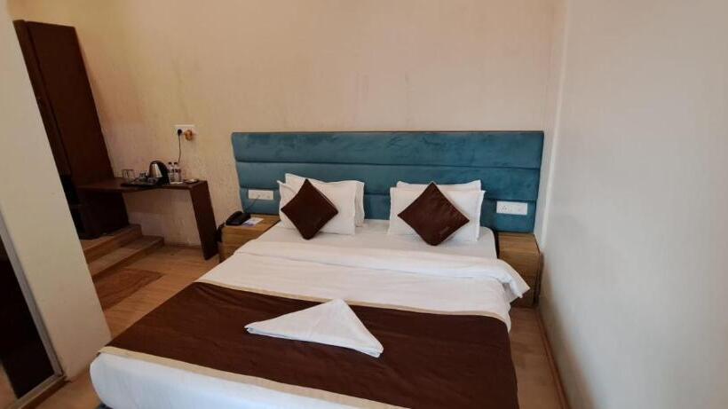 Hotel Super Collection O Ville Parle