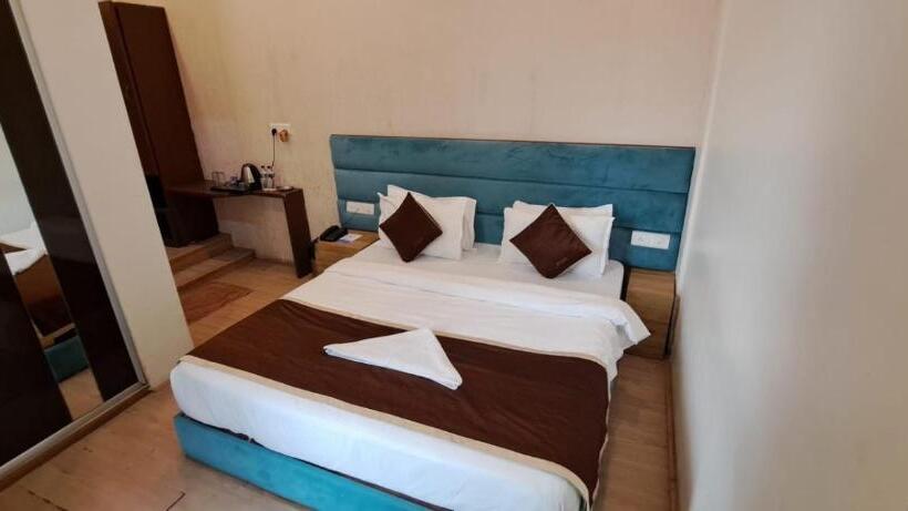 Hotel Super Collection O Ville Parle