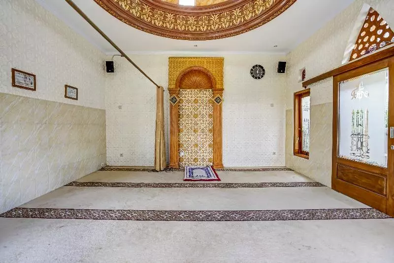 Hotelli Lancar Homestay Syariah By Oyo