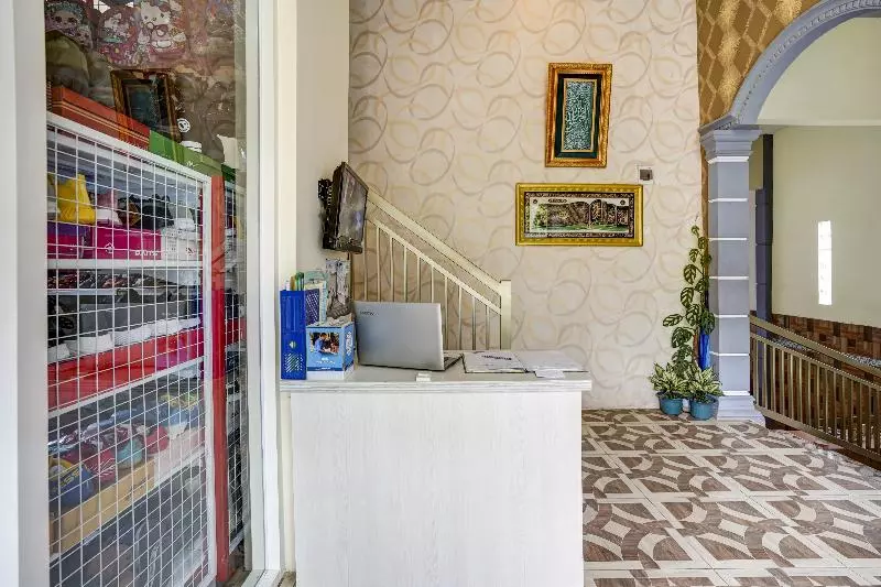 Hotelli Lancar Homestay Syariah By Oyo