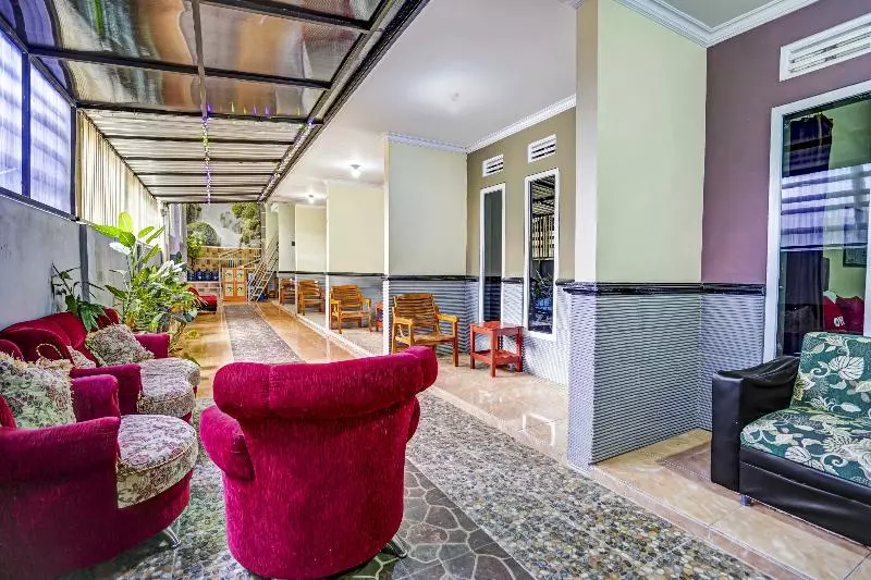 Hotelli Lancar Homestay Syariah By Oyo