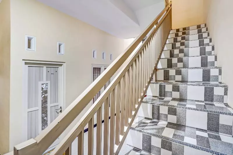 Hotelli Lancar Homestay Syariah By Oyo