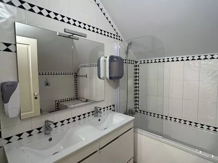 Retkeilymaja Impact Beach House