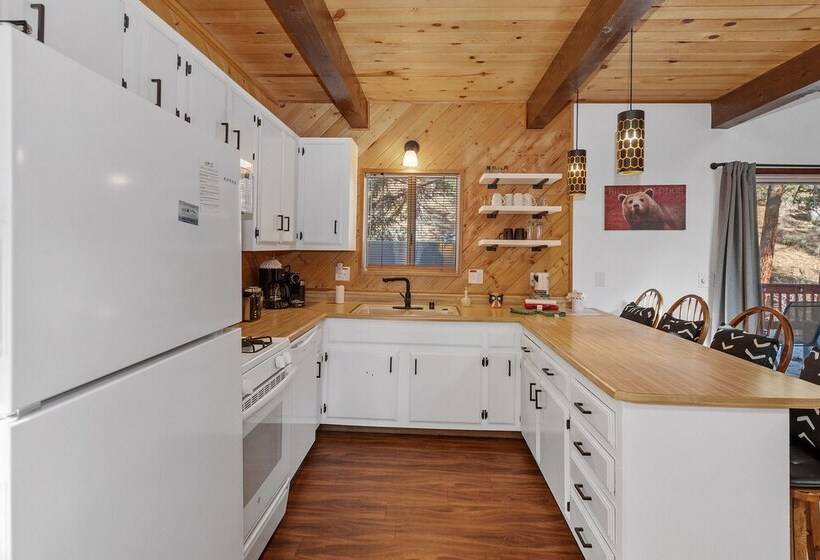 Alpine Retreat Cali Bear