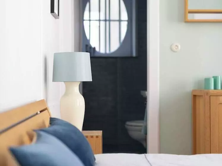 ベッドアンドブレックファースト The Staywell