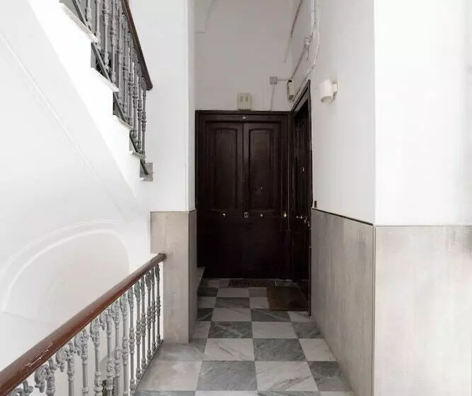 تختخواب و صبحانه La Chambre Duomo