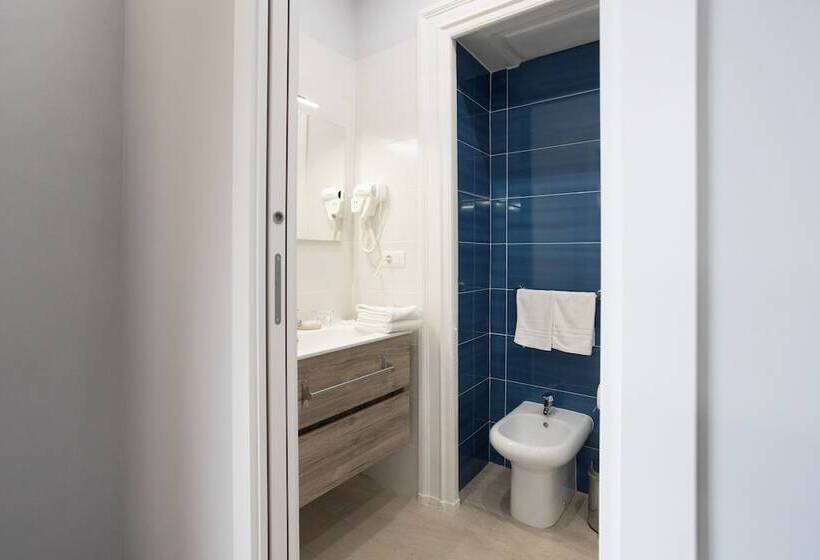 تختخواب و صبحانه La Chambre Duomo