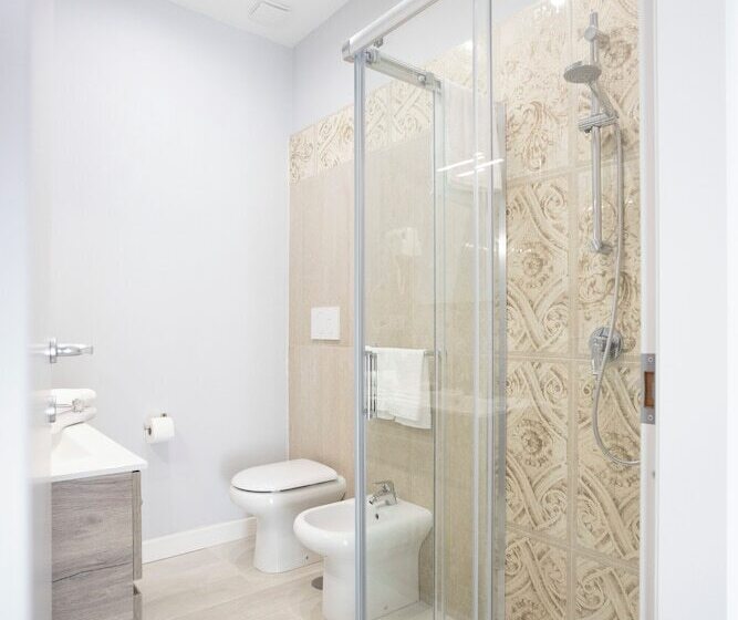 تختخواب و صبحانه La Chambre Duomo