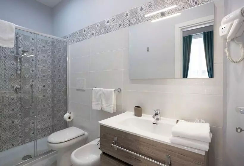 تختخواب و صبحانه La Chambre Duomo