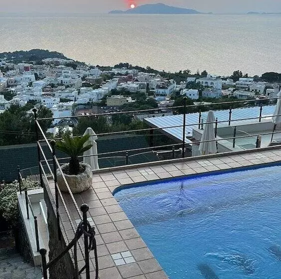 Aamiaismajoitus (B&B) Monte Solaro