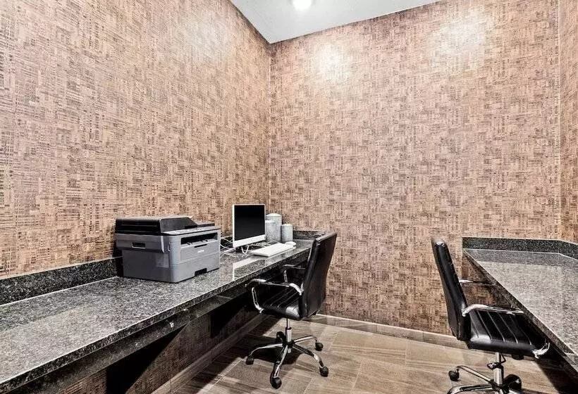 Cobblestone Hotel & Suites   Wickenburg