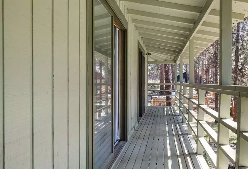 Deschutes Riverwoods Retreat