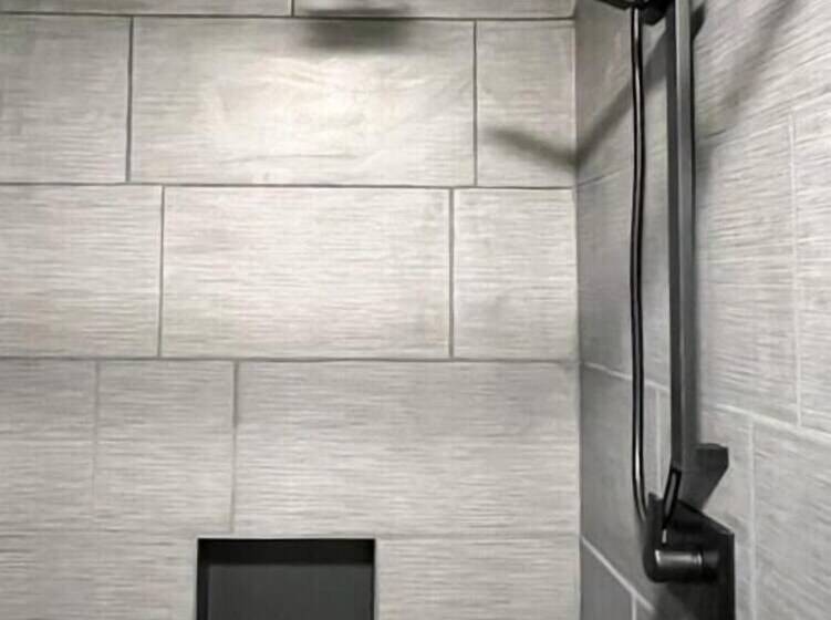 Deschutes Riverwoods Retreat