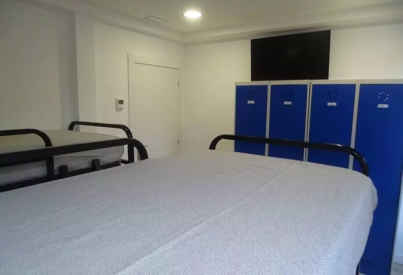 Hostelli Albergue Roma