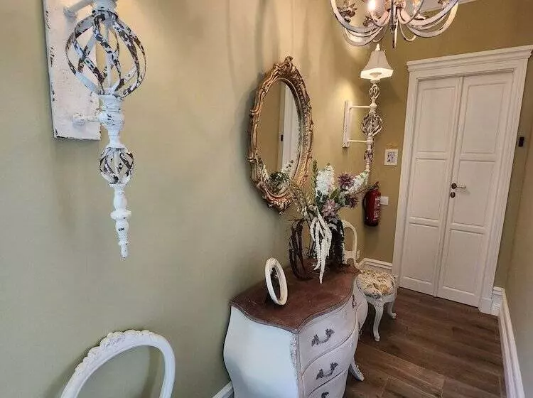 Hotelli Boutique Iulia 5 Estrellas