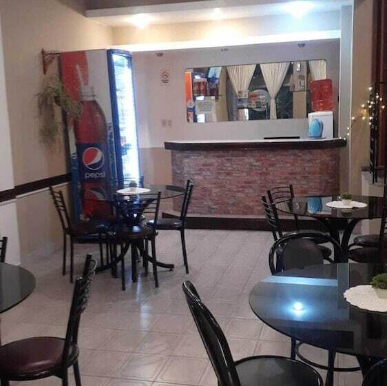 בית מלון כפרי C. 16 62