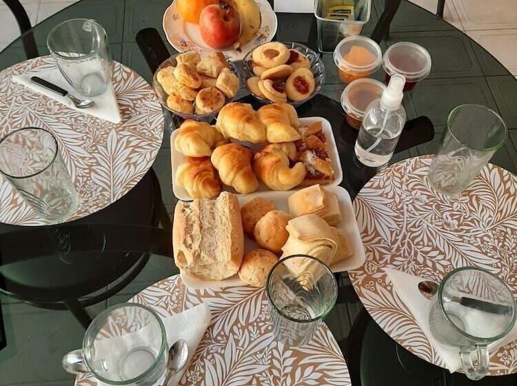 בית מלון כפרי C. 16 62