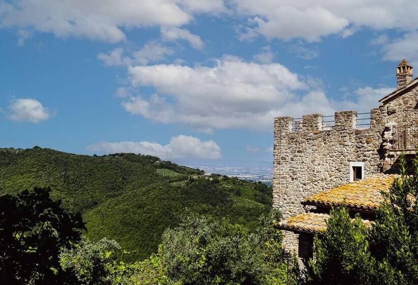 Отель Castello Di Cisterna Umbria