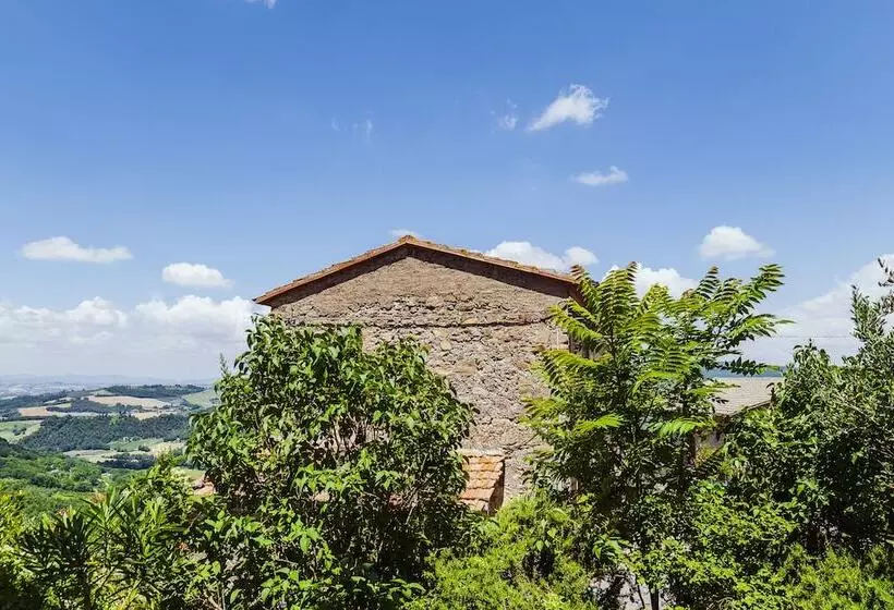 ホテル Castello Di Cisterna Umbria