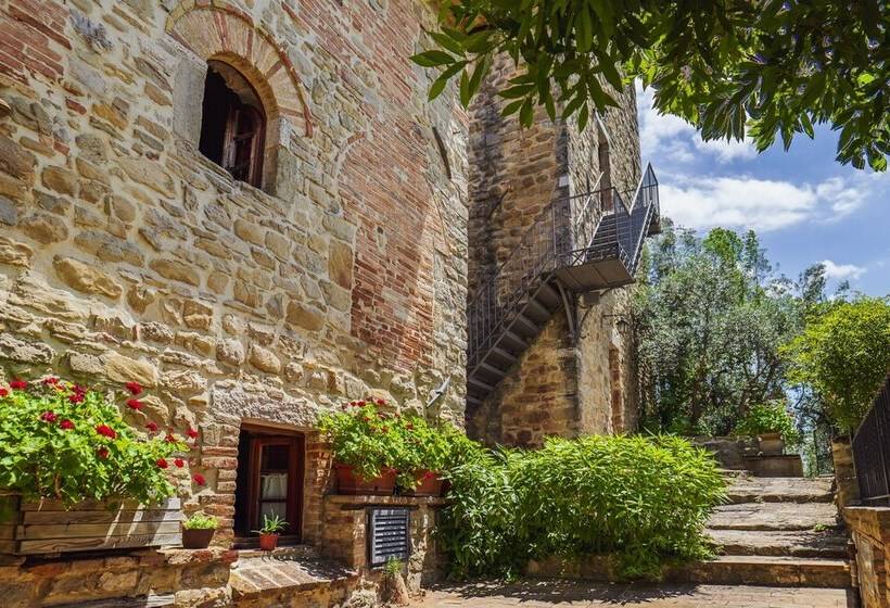 Отель Castello Di Cisterna Umbria