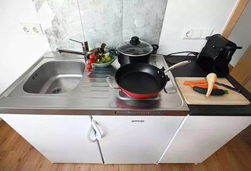 Hotelli Gasthaus Landbrecht