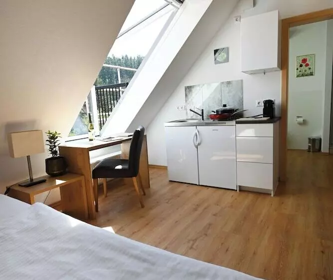 Hotelli Gasthaus Landbrecht