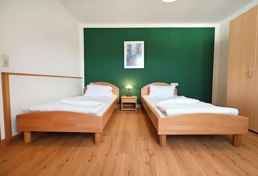 Hotelli Gasthaus Landbrecht